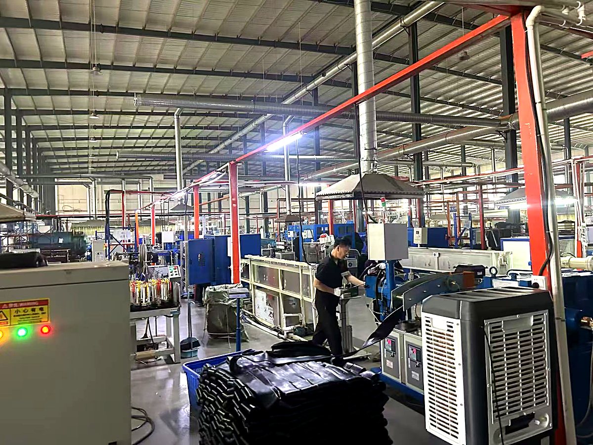 Rubber extrusion production lines at Hebei Yuyang factory